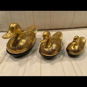 Vintage Trio Of Thai Ducks Small Trinket Boxes Black Gold Lacquer Art Deco